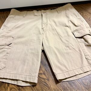 Denali Men's Tan Cargo Shorts NWOT